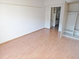 カレッジスクエア多摩 201 2階1Kのリビング/ダイニング