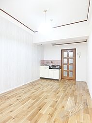 スタンドアップ和歌山 2階ワンルームのリビング/ダイニング