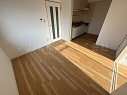 ロイヤルシティ四番館 110 1階3LDKのリビング/ダイニング