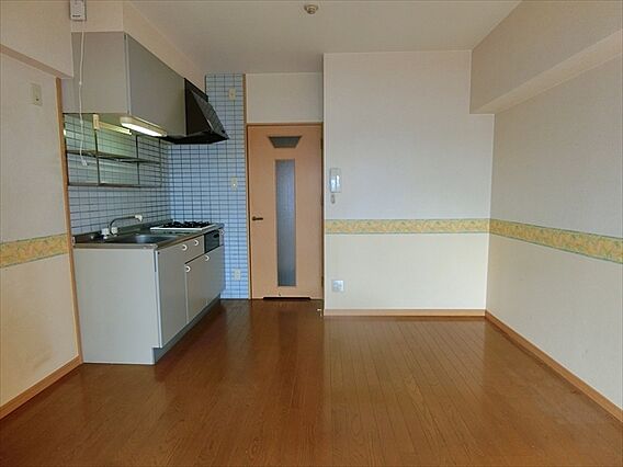 ジョフラン鳥飼_内装_2