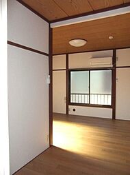 イーストハウス 2階1Kのリビング/ダイニング