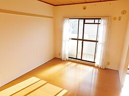 小田急小田原線 本厚木駅 バス18分 依知小学校前下車 徒歩10分の賃貸マンション 1階3DKのリビング/ダイニング