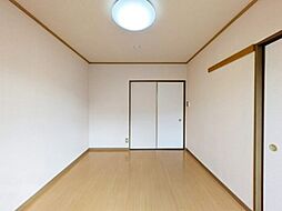 レインボーハイツ II番館 1階2LDKのリビング/ダイニング