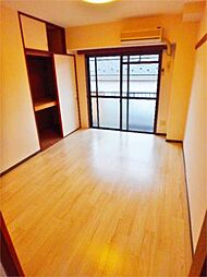 ビザビ 310 3階1Kのリビング/ダイニング