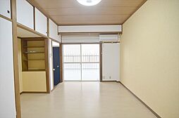 ホワイトハウス60 103 1階1Kのリビング/ダイニング