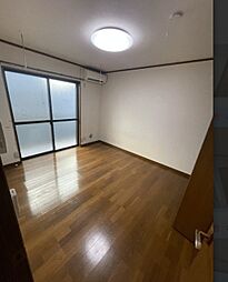 足立レジアス 1階1DKのリビング/ダイニング