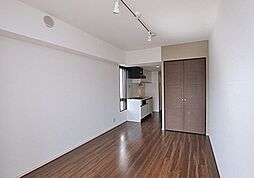 ミリアレジデンス北新宿 504 5階ワンルームのリビング/ダイニング