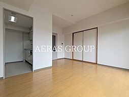 コスモリード三軒茶屋 3階2LDKのリビング/ダイニング