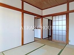 ハイツやよい 2階2DKのリビング/ダイニング