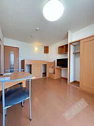 レオパレスさくら 1階1Kのリビング/ダイニング