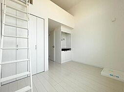 ROSETTE 2階ワンルームのリビング/ダイニング