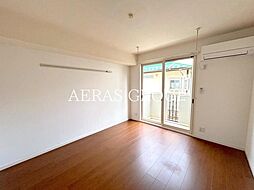 エルボヌール 1階1Kのリビング/ダイニング