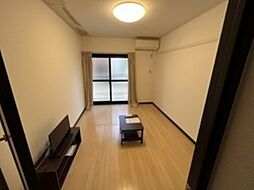 レオパレスカーサアゼリア 1階1Kのリビング/ダイニング