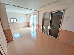 オッツ吉川B 3階2LDKのリビング/ダイニング