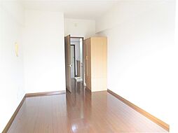 クレール三輪 302 3階1Kのリビング/ダイニング