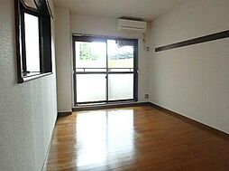 スターダスト日光台B 207 2階ワンルームのリビング/ダイニング