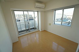 エスティメゾン登戸 105 1階1Kのリビング/ダイニング