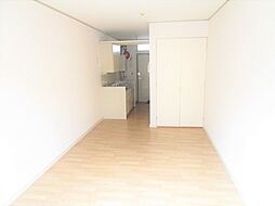 エステートピア吉川 107 1階1Kのリビング/ダイニング