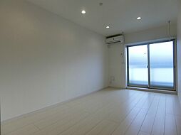 リブリ・国立北 2階1Kのリビング/ダイニング