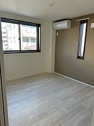 ハウス・デ・フリーデンス 3階2LDKのリビング/ダイニング