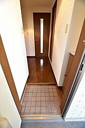 アドニスイースト 2階1Kのリビング/ダイニング