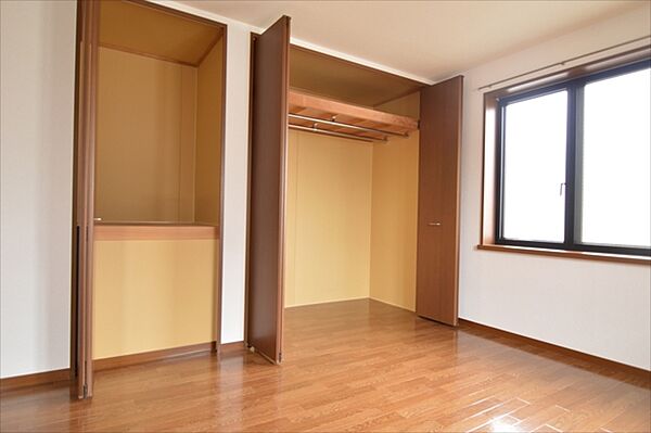 detached 東京都国立市中２丁目19-34

地図を見る