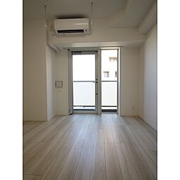 プレール・ドゥーク住吉IV 6階1Kのリビング/ダイニング