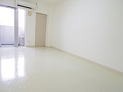 グラントゥルース東十条 1階1Kのリビング/ダイニング