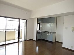 イーストコート箱崎 401