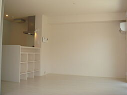 モクレン 1階2LDKのリビング/ダイニング