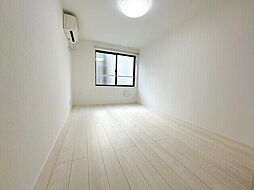 リバープレイス梅島 3階1Kのリビング/ダイニング