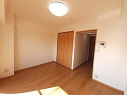 エレガンシア金剛 4階1Kのリビング/ダイニング