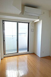 ドゥーエ浦安2 6階1Kのリビング/ダイニング