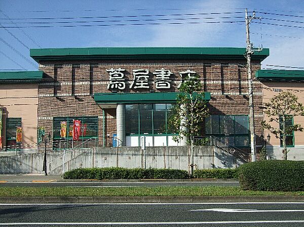 画像27:蔦屋書店多摩永山店 602m