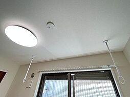 JR八高線 箱根ケ崎駅 徒歩18分の賃貸アパート 2階1LDKのリビング/ダイニング