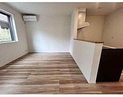 TREE TOPS 代木 1階1LDKのリビング/ダイニング