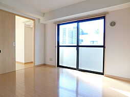 サンビルド I.S. 304 3階1DKのリビング/ダイニング