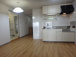 メゾン細田 3階3DKのリビング/ダイニング