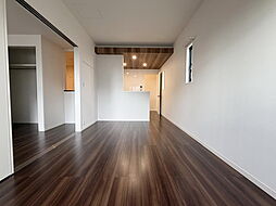 ソルアスール 2階1LDKのリビング/ダイニング