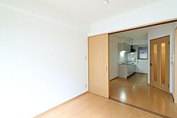 西武新宿線 井荻駅 徒歩8分の賃貸マンション 1階2DKのリビング/ダイニング