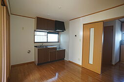 メゾン・フェニックス 201 2階2DKのリビング/ダイニング