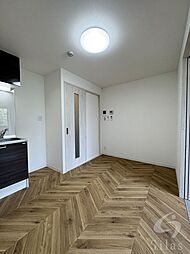 叡山電鉄叡山本線 宝ケ池駅 徒歩4分の賃貸マンション 1階1DKのリビング/ダイニング