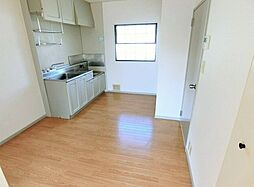 ポトリバ Ｂ 2階2DKのリビング/ダイニング