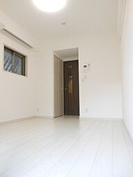 東急東横線 新丸子駅 徒歩8分の賃貸マンション 1階1Kのリビング/ダイニング