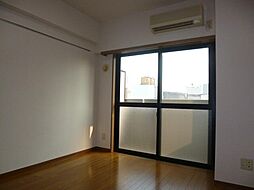 スカイコート目白 7階1Kのリビング/ダイニング