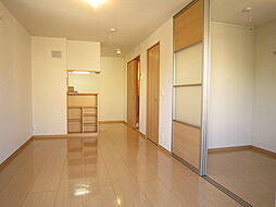 ルキア 201 2階1LDKのリビング/ダイニング