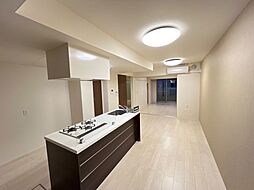 京王線 聖蹟桜ヶ丘駅 徒歩11分の賃貸アパート 1階1LDKのリビング/ダイニング