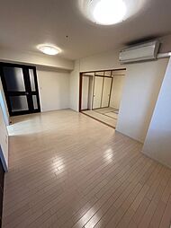 堺東シティタワー 7階4LDKのリビング/ダイニング