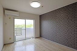 グリーンウッド郡山 110 1階1Kのリビング/ダイニング