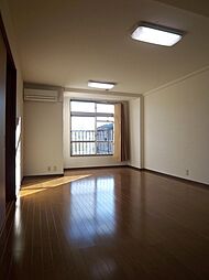 シャトレー新井 202 2階2LDKのリビング/ダイニング